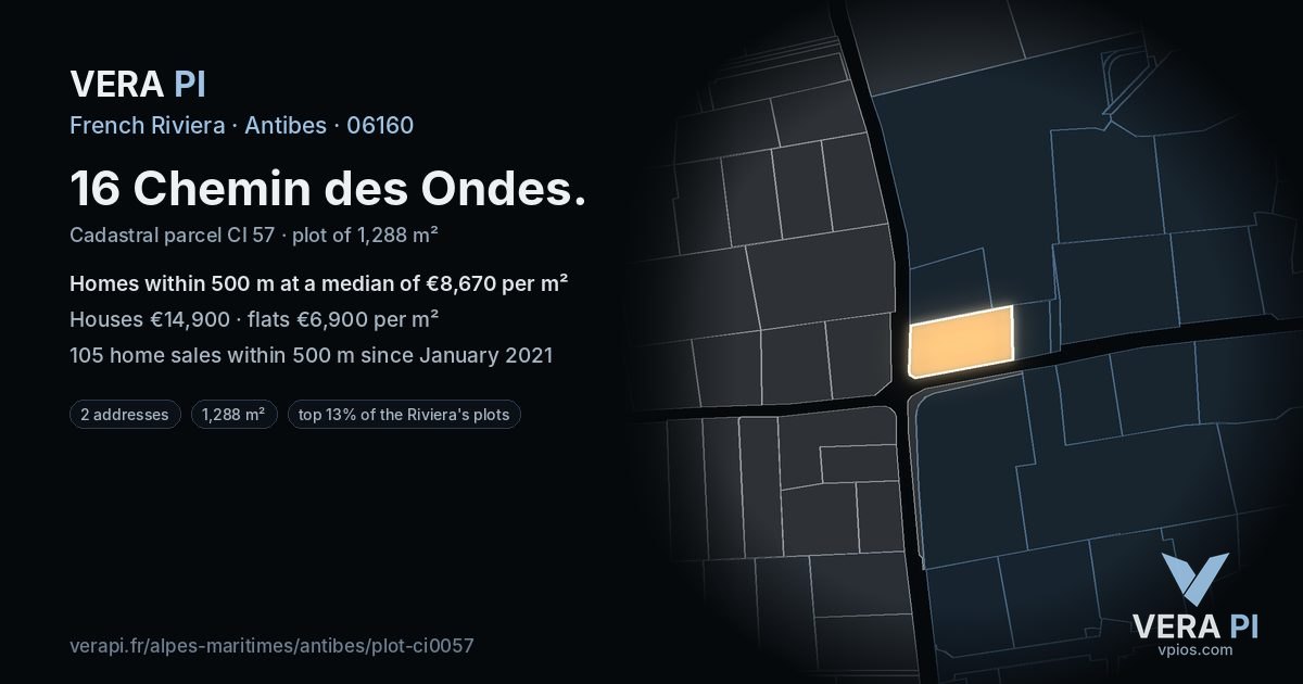 16 Chemin des Ondes, Antibes at night – the plot lit, the parcels around coloured by the prices near them