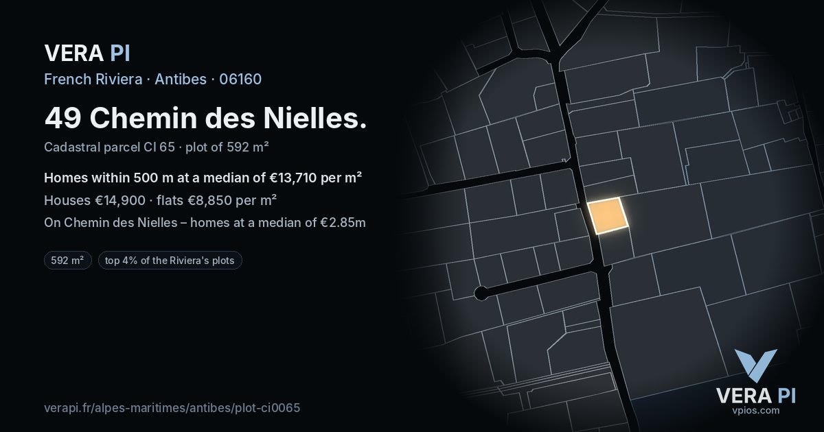49 Chemin des Nielles, Antibes at night – the plot lit, the parcels around coloured by the prices near them
