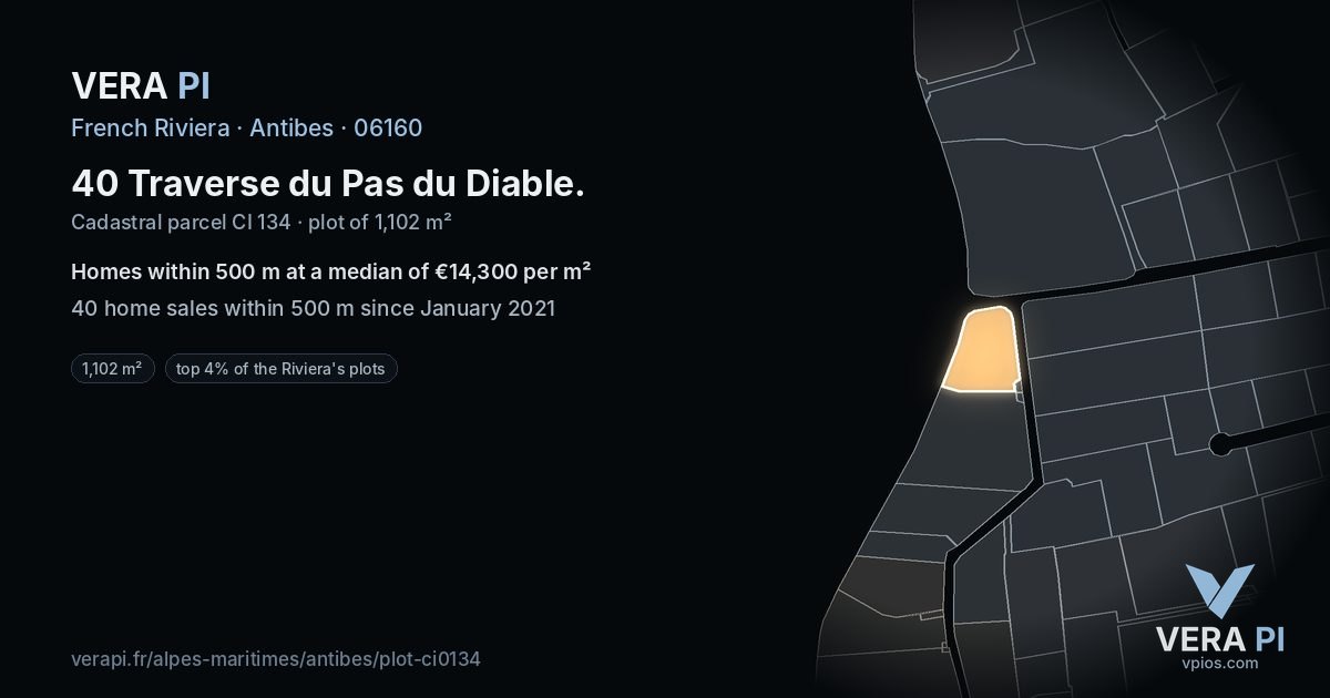40 Traverse du Pas du Diable, Antibes at night – the plot lit, the parcels around coloured by the prices near them