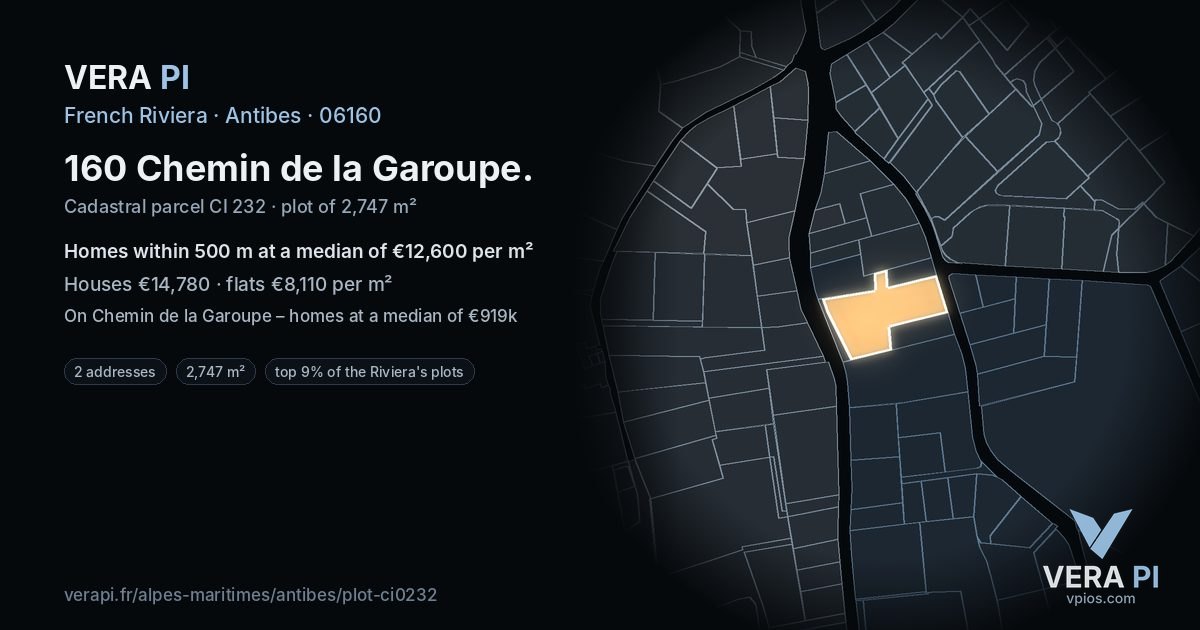 160 Chemin de la Garoupe, Antibes at night – the plot lit, the parcels around coloured by the prices near them