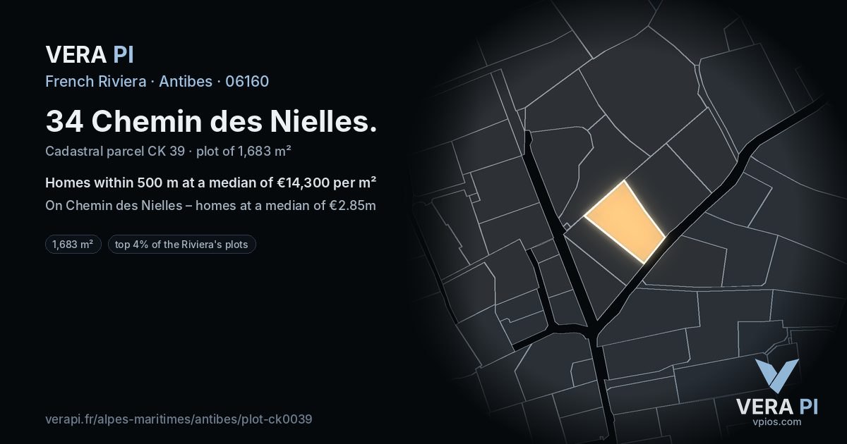 34 Chemin des Nielles, Antibes at night – the plot lit, the parcels around coloured by the prices near them