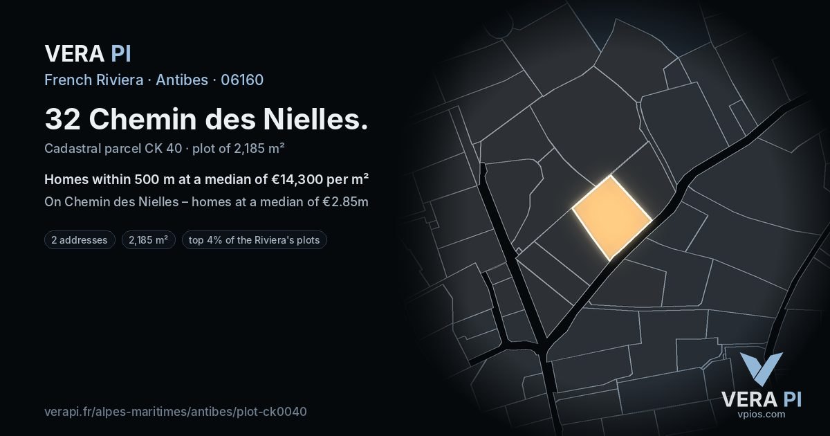 32 Chemin des Nielles, Antibes at night – the plot lit, the parcels around coloured by the prices near them
