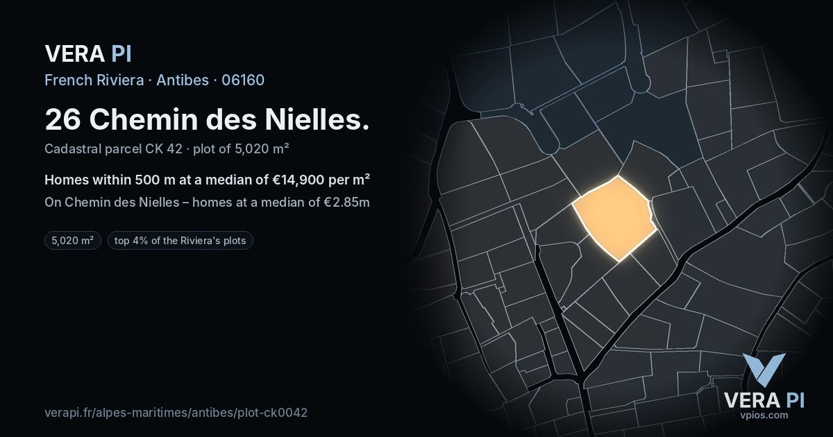 26 Chemin des Nielles, Antibes at night – the plot lit, the parcels around coloured by the prices near them