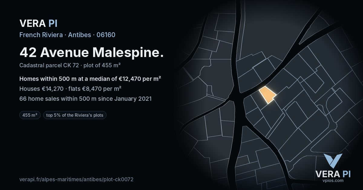42 Avenue Malespine, Antibes at night – the plot lit, the parcels around coloured by the prices near them
