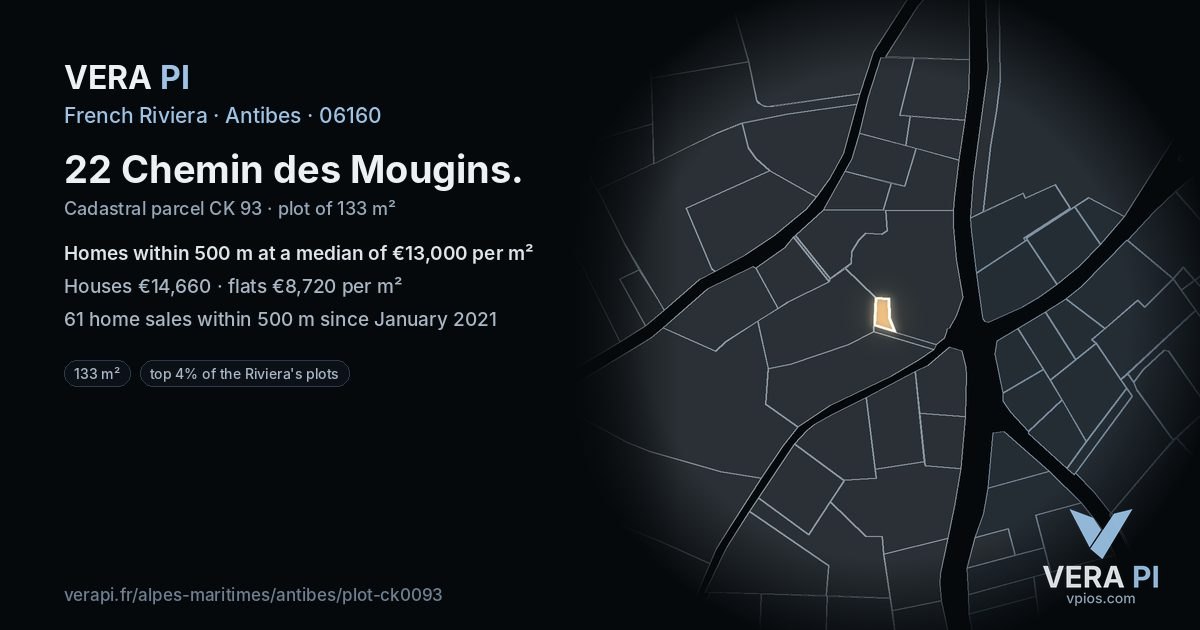 22 Chemin des Mougins, Antibes at night – the plot lit, the parcels around coloured by the prices near them
