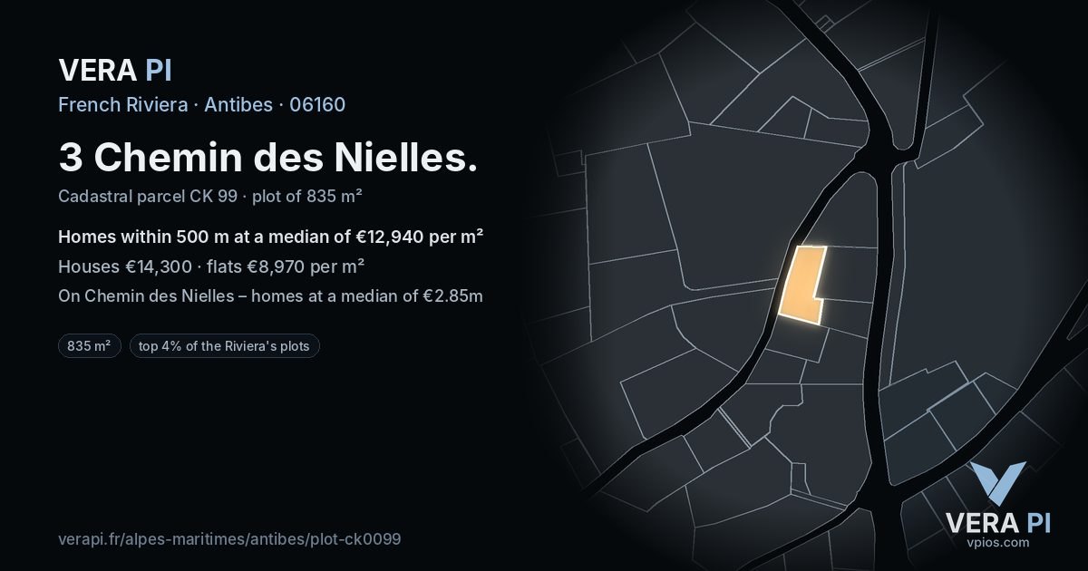 3 Chemin des Nielles, Antibes at night – the plot lit, the parcels around coloured by the prices near them