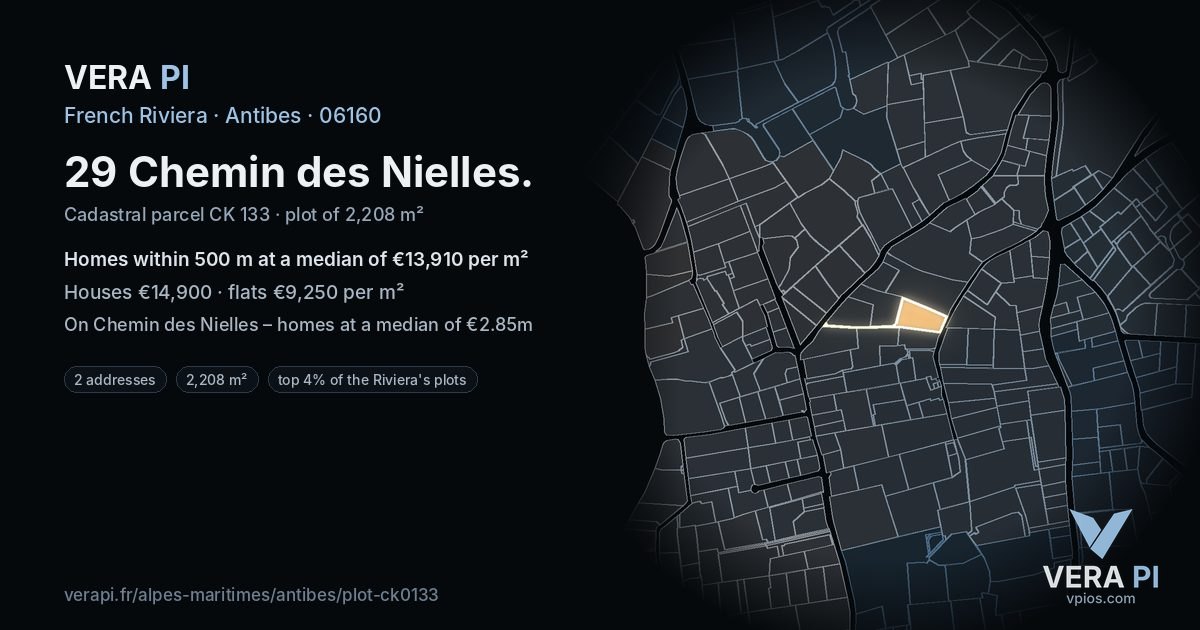 29 Chemin des Nielles, Antibes at night – the plot lit, the parcels around coloured by the prices near them