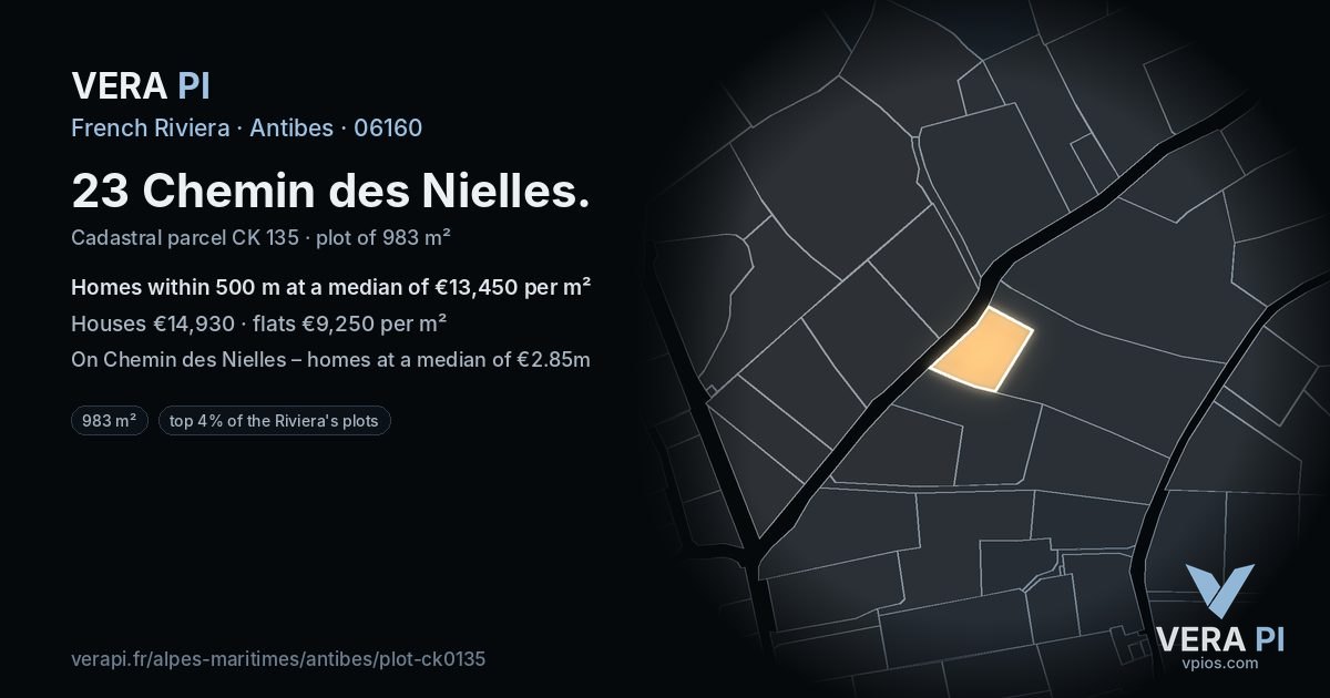 23 Chemin des Nielles, Antibes at night – the plot lit, the parcels around coloured by the prices near them