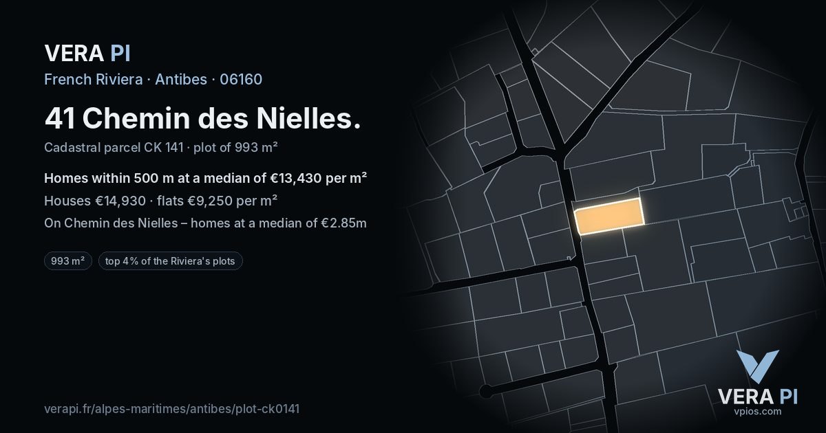 41 Chemin des Nielles, Antibes at night – the plot lit, the parcels around coloured by the prices near them