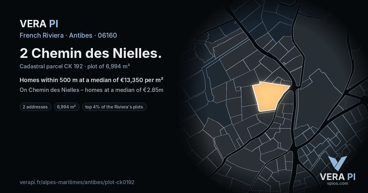 2 Chemin des Nielles, Antibes at night – the plot lit, the parcels around coloured by the prices near them
