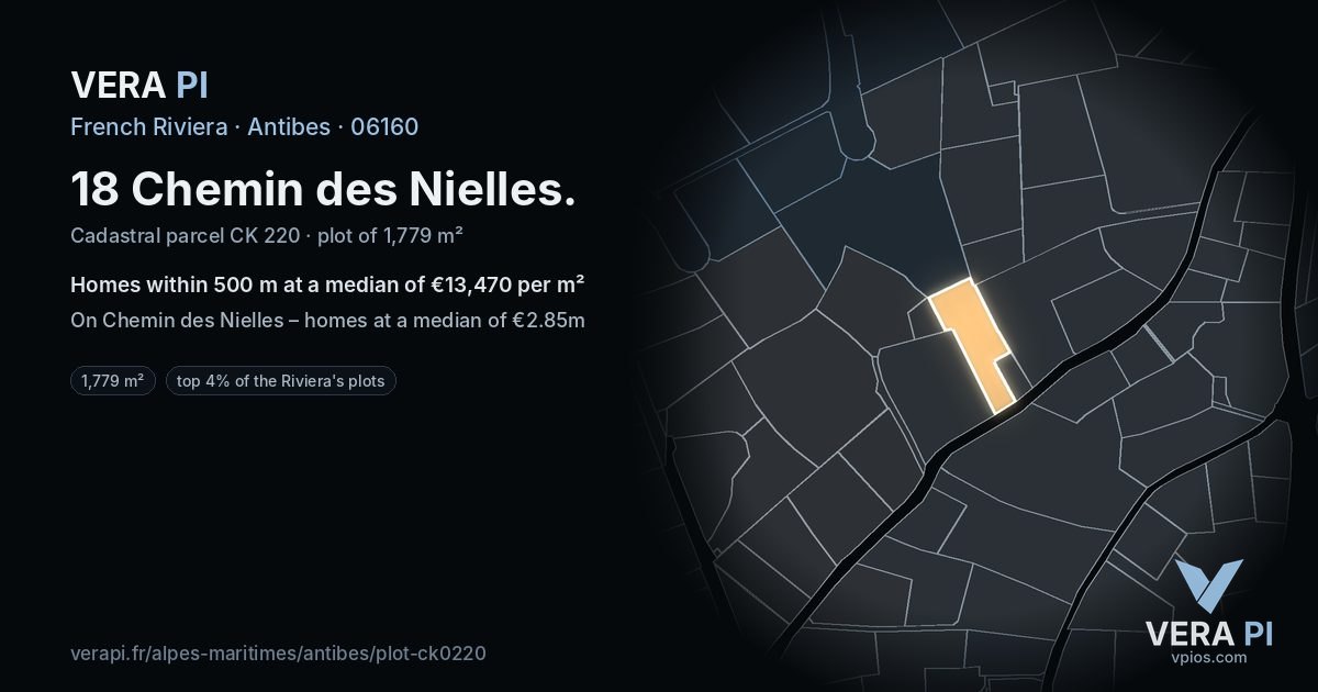 18 Chemin des Nielles, Antibes at night – the plot lit, the parcels around coloured by the prices near them