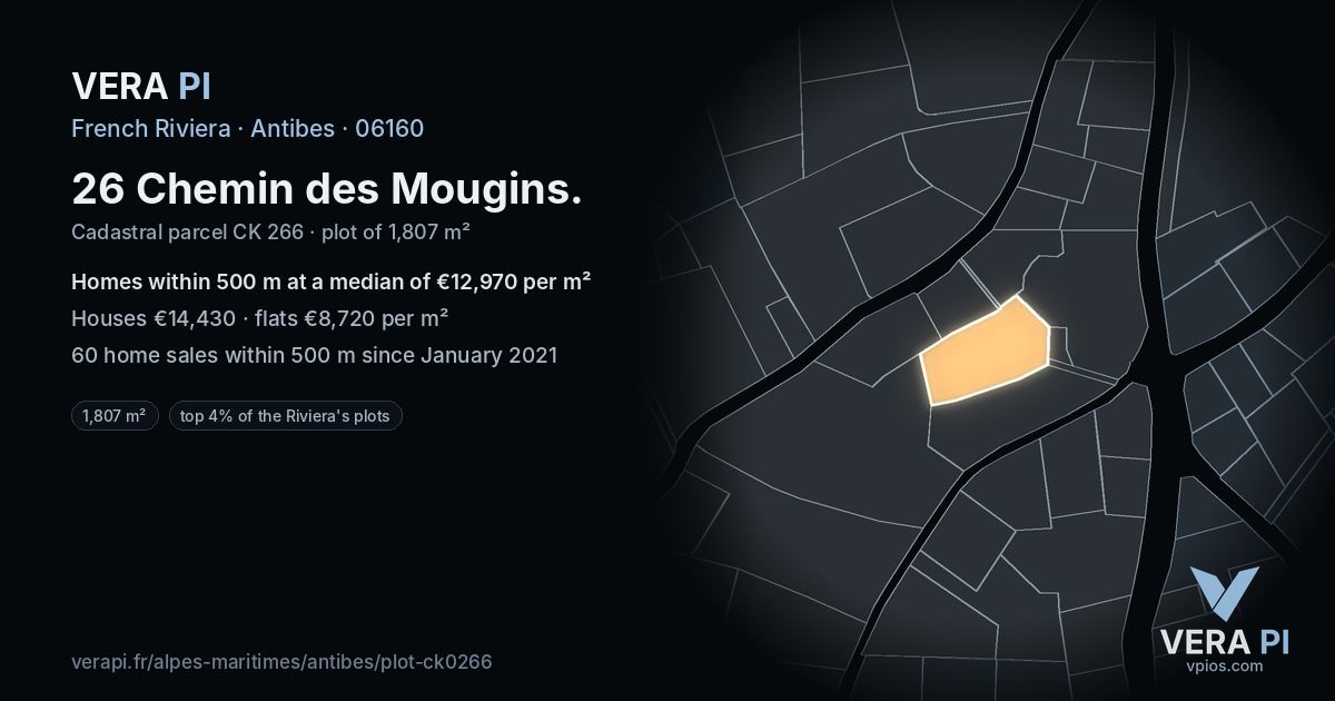 26 Chemin des Mougins, Antibes at night – the plot lit, the parcels around coloured by the prices near them