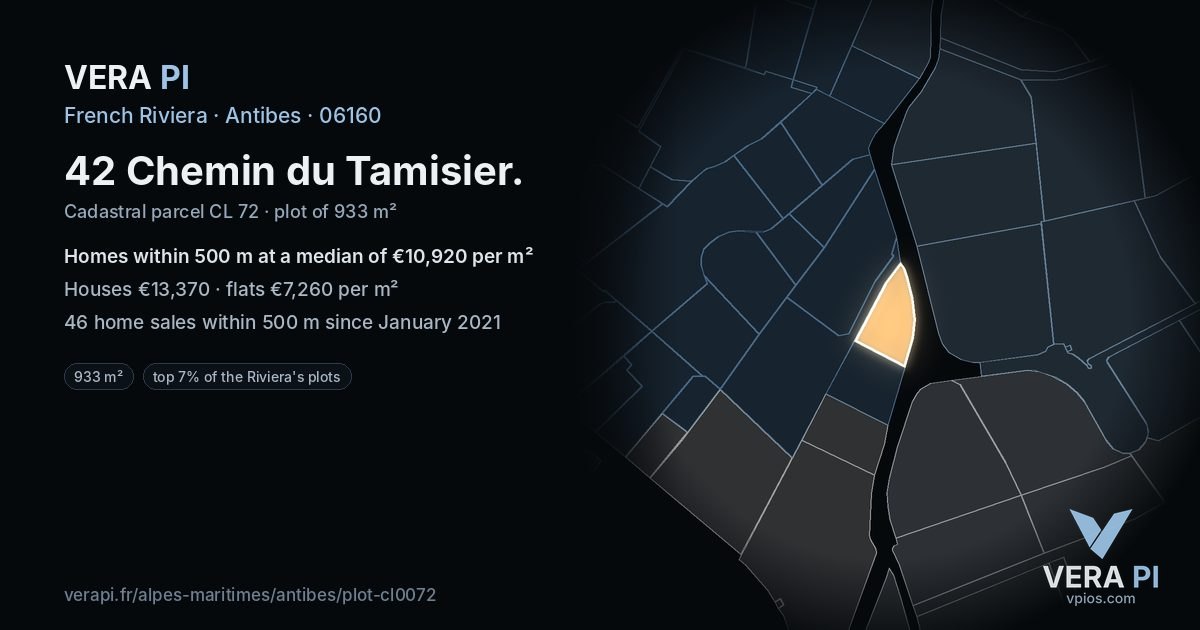 42 Chemin du Tamisier, Antibes at night – the plot lit, the parcels around coloured by the prices near them