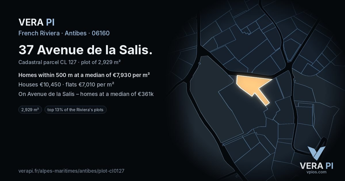 37 Avenue de la Salis, Antibes at night – the plot lit, the parcels around coloured by the prices near them