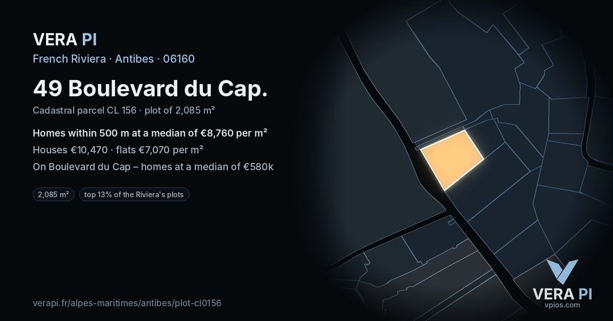 49 Boulevard du Cap, Antibes at night – the plot lit, the parcels around coloured by the prices near them