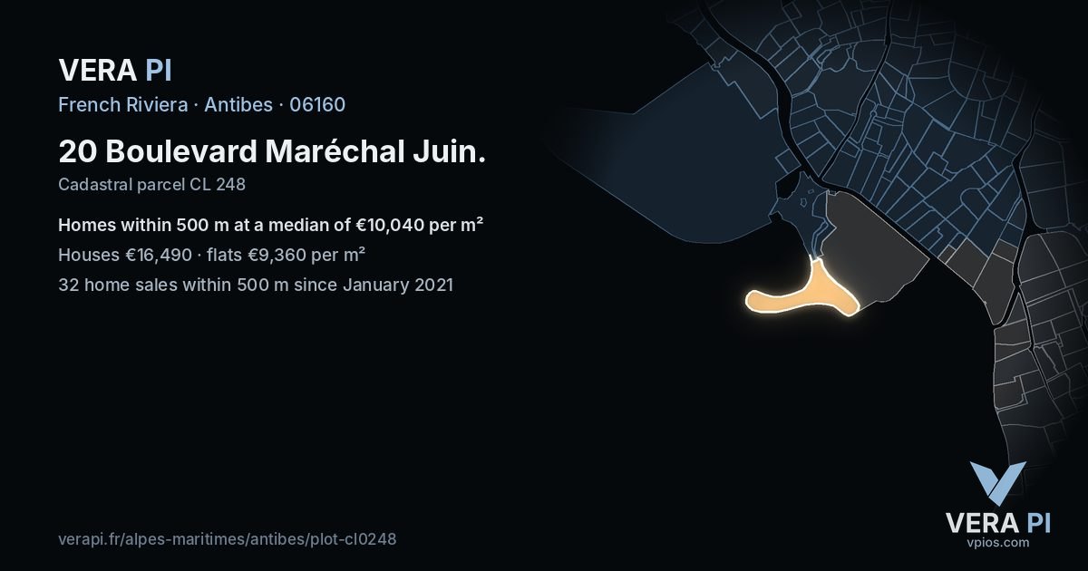 20 Boulevard Maréchal Juin, Antibes at night – the plot lit, the parcels around coloured by the prices near them