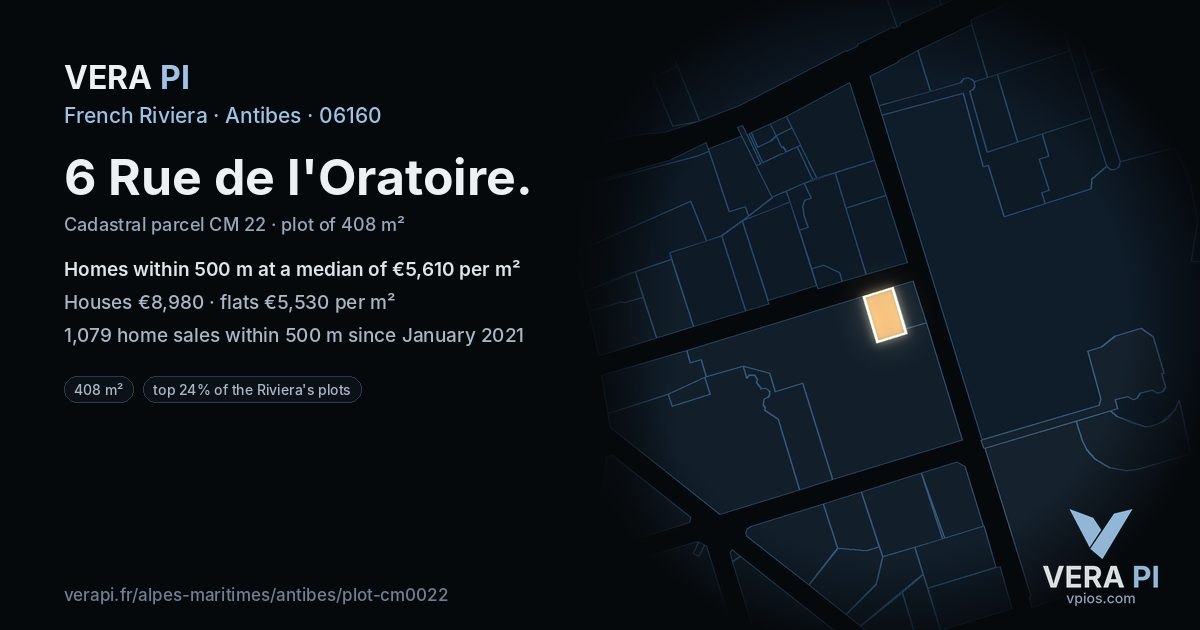6 Rue de l'Oratoire, Antibes at night – the plot lit, the parcels around coloured by the prices near them