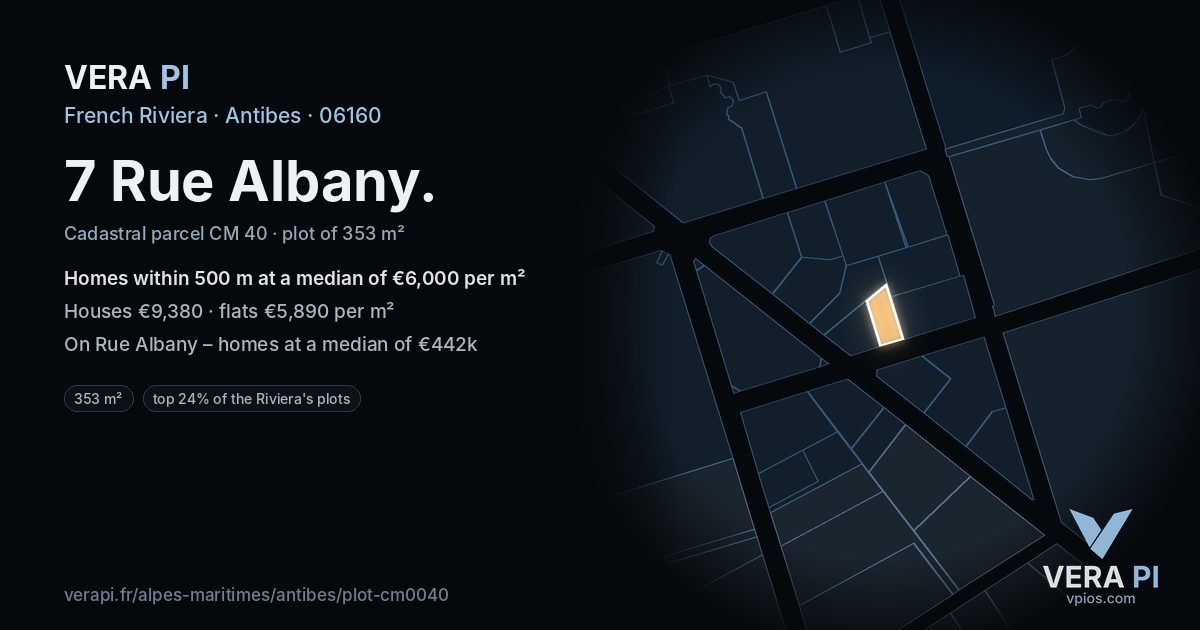 7 Rue Albany, Antibes at night – the plot lit, the parcels around coloured by the prices near them