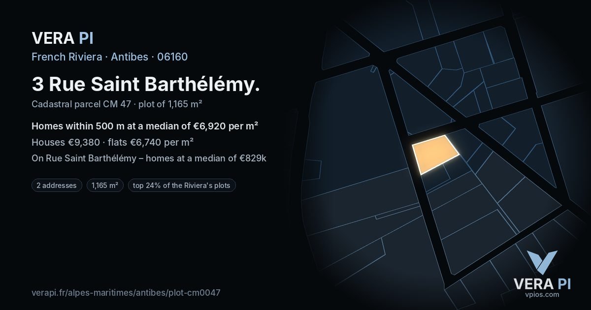 3 Rue Saint Barthélémy, Antibes at night – the plot lit, the parcels around coloured by the prices near them