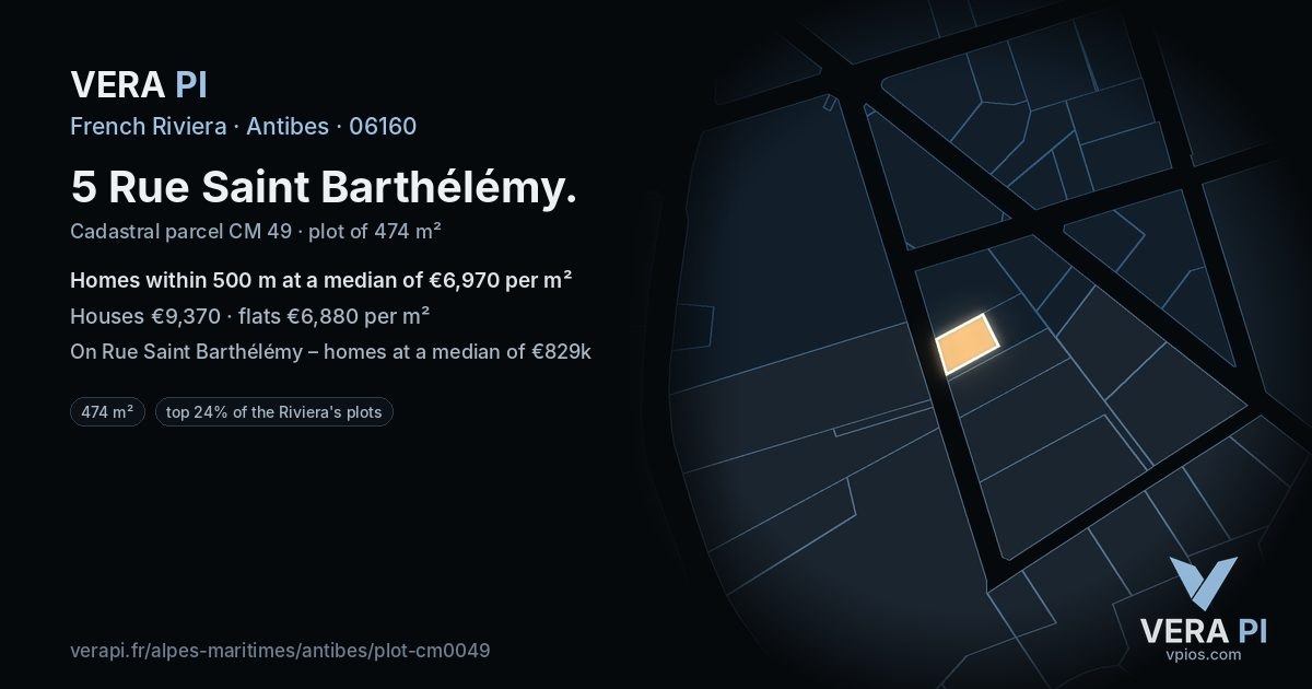 5 Rue Saint Barthélémy, Antibes at night – the plot lit, the parcels around coloured by the prices near them