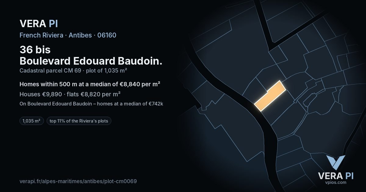 36 bis Boulevard Edouard Baudoin, Antibes at night – the plot lit, the parcels around coloured by the prices near them
