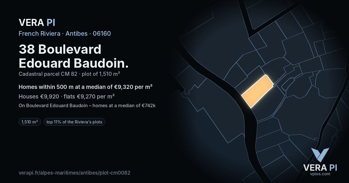38 Boulevard Edouard Baudoin, Antibes at night – the plot lit, the parcels around coloured by the prices near them