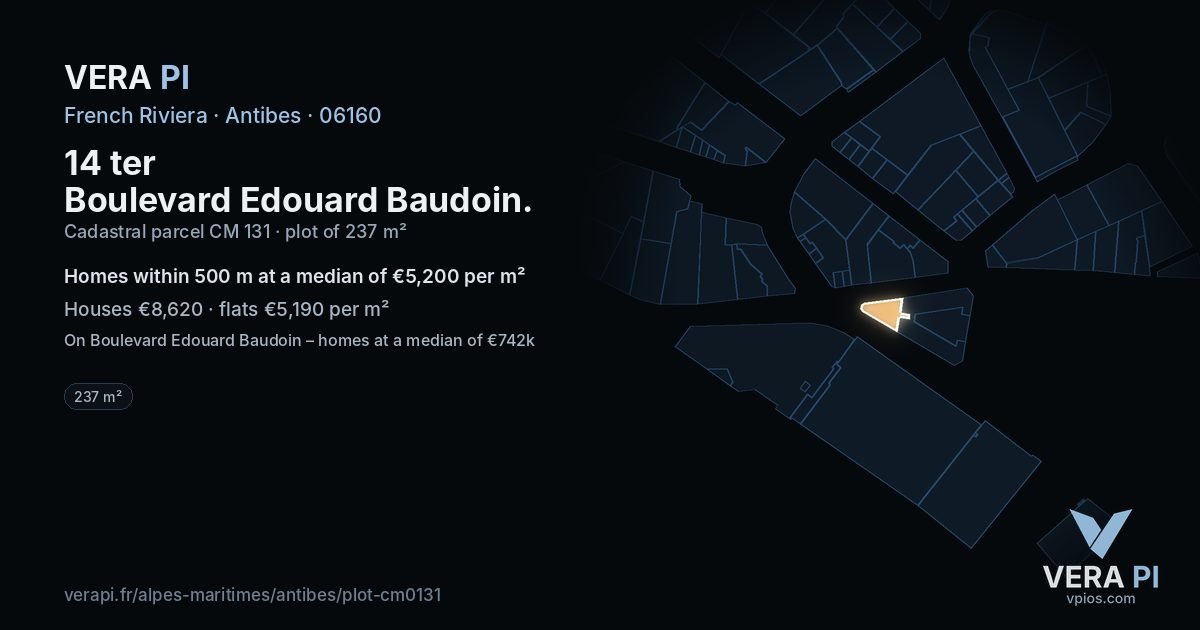 14 ter Boulevard Edouard Baudoin, Antibes at night – the plot lit, the parcels around coloured by the prices near them