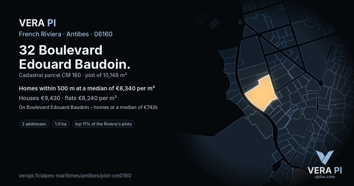32 Boulevard Edouard Baudoin, Antibes at night – the plot lit, the parcels around coloured by the prices near them