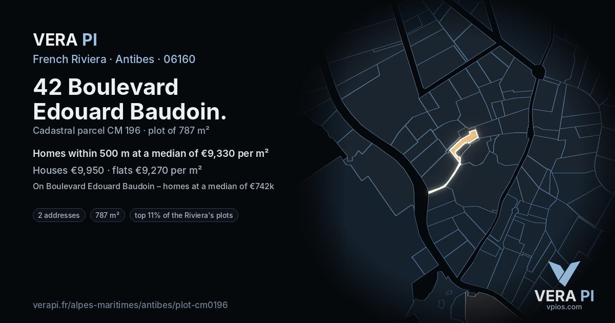 42 Boulevard Edouard Baudoin, Antibes at night – the plot lit, the parcels around coloured by the prices near them