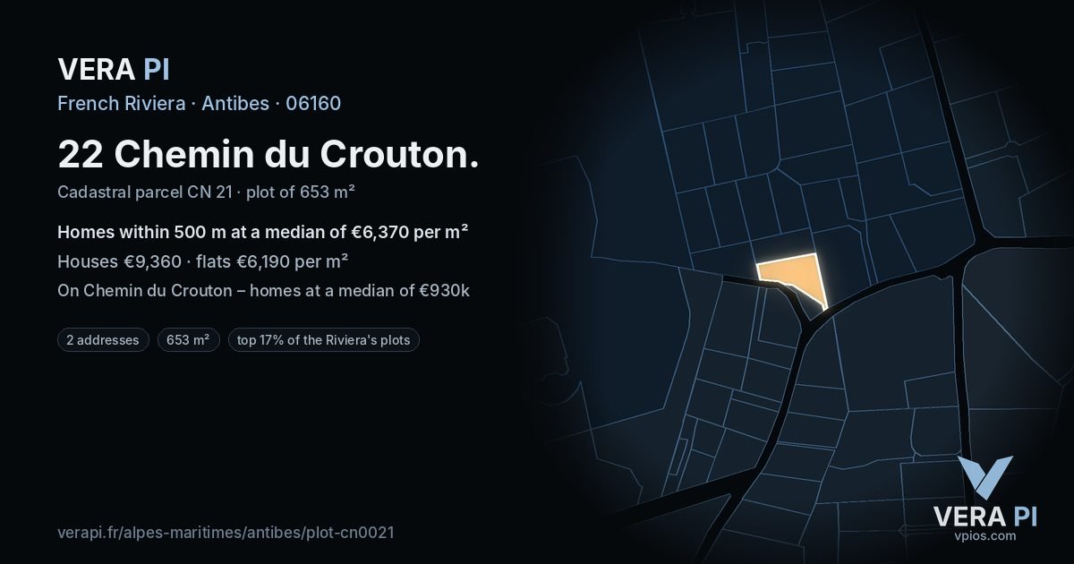22 Chemin du Crouton, Antibes at night – the plot lit, the parcels around coloured by the prices near them