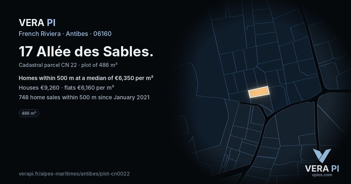 17 Allée des Sables, Antibes at night – the plot lit, the parcels around coloured by the prices near them
