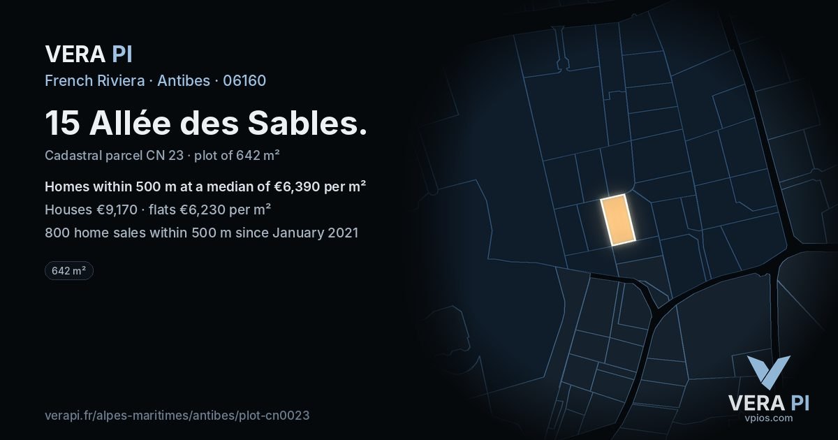15 Allée des Sables, Antibes at night – the plot lit, the parcels around coloured by the prices near them