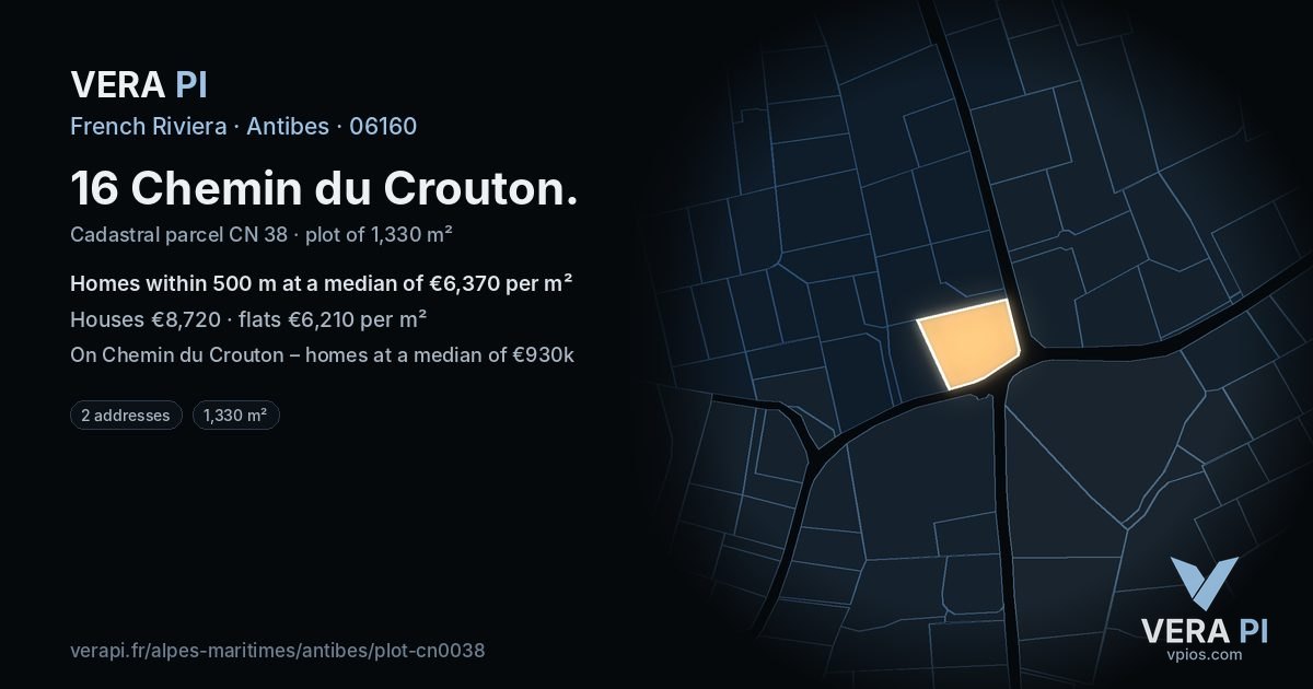 16 Chemin du Crouton, Antibes at night – the plot lit, the parcels around coloured by the prices near them