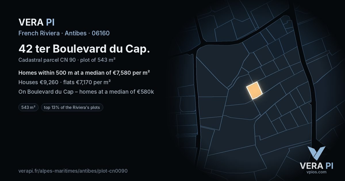 42 ter Boulevard du Cap, Antibes at night – the plot lit, the parcels around coloured by the prices near them