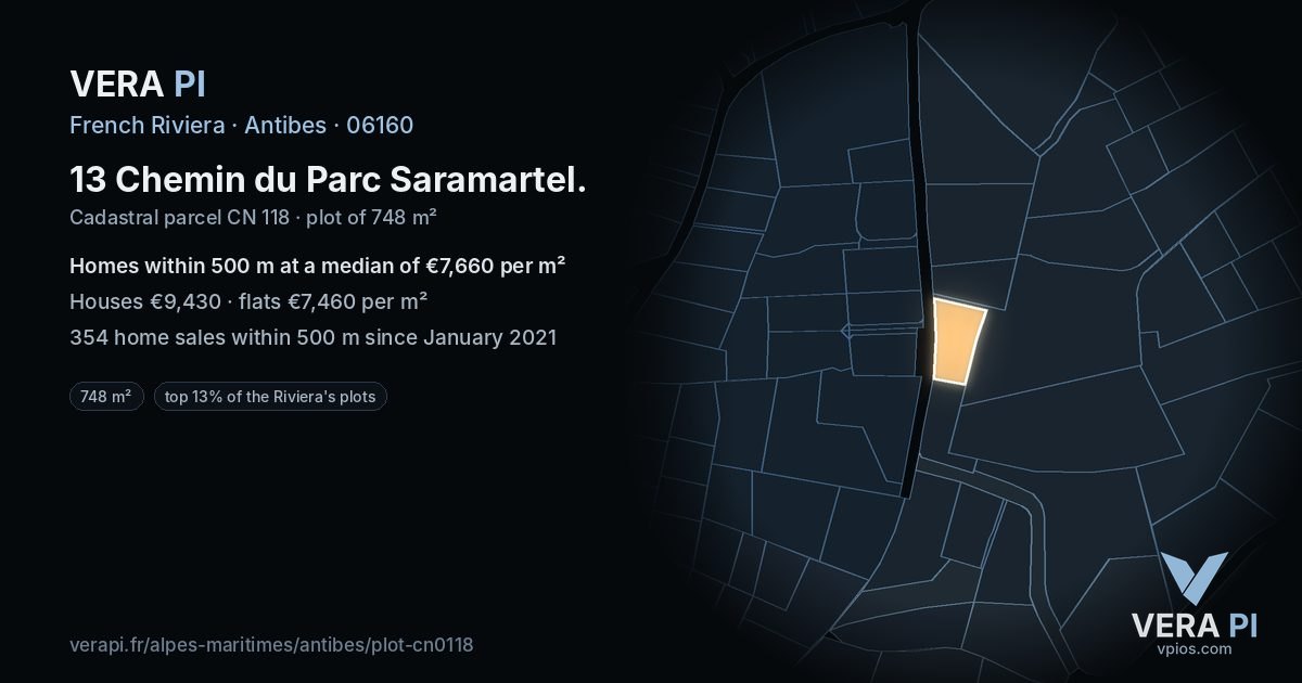 13 Chemin du Parc Saramartel, Antibes at night – the plot lit, the parcels around coloured by the prices near them