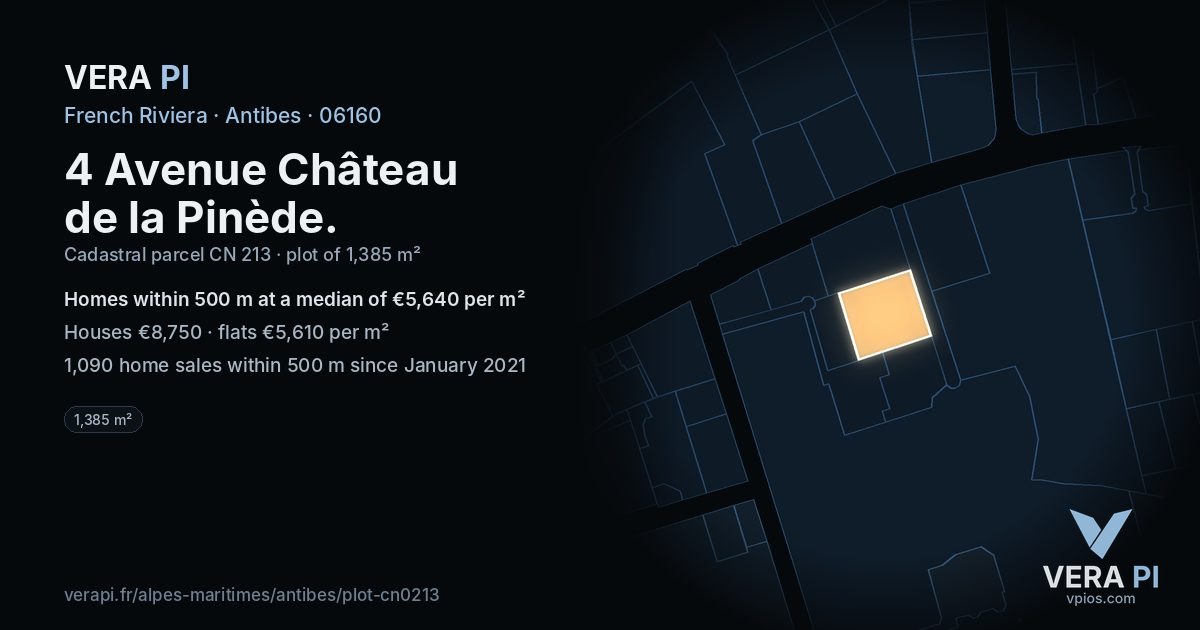 4 Avenue Château de la Pinède, Antibes at night – the plot lit, the parcels around coloured by the prices near them