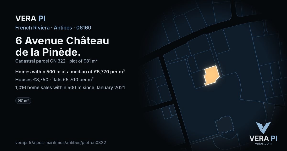 6 Avenue Château de la Pinède, Antibes at night – the plot lit, the parcels around coloured by the prices near them