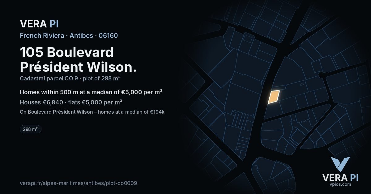 105 Boulevard Président Wilson, Antibes at night – the plot lit, the parcels around coloured by the prices near them
