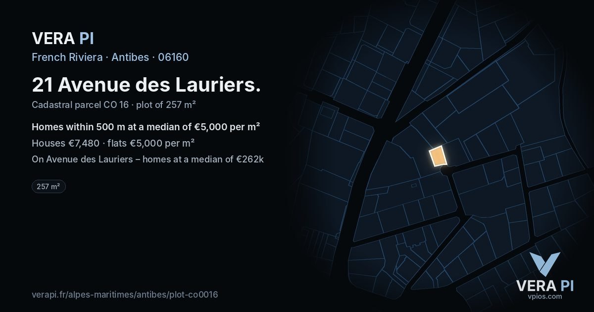 21 Avenue des Lauriers, Antibes at night – the plot lit, the parcels around coloured by the prices near them