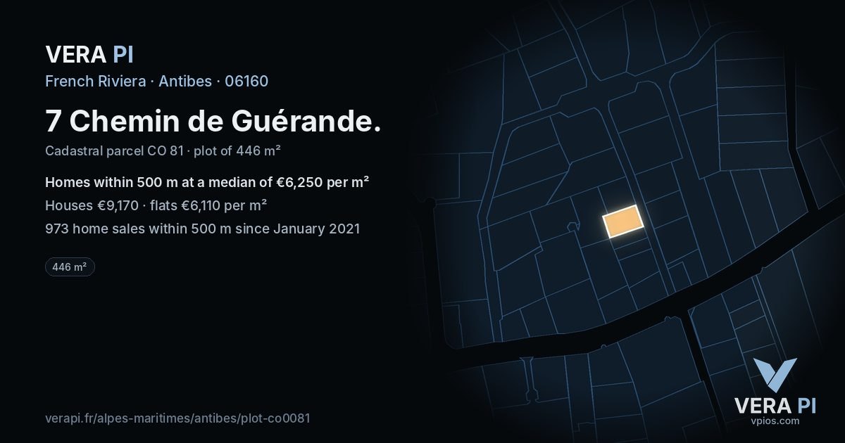 7 Chemin de Guérande, Antibes at night – the plot lit, the parcels around coloured by the prices near them