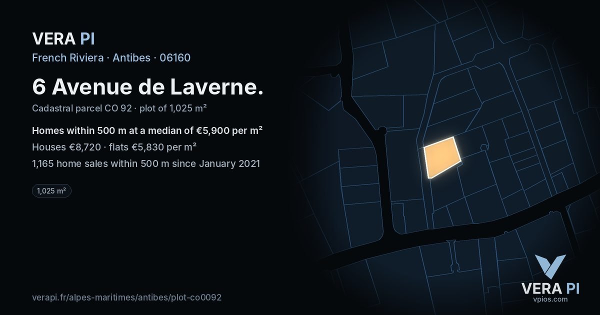 6 Avenue de Laverne, Antibes at night – the plot lit, the parcels around coloured by the prices near them