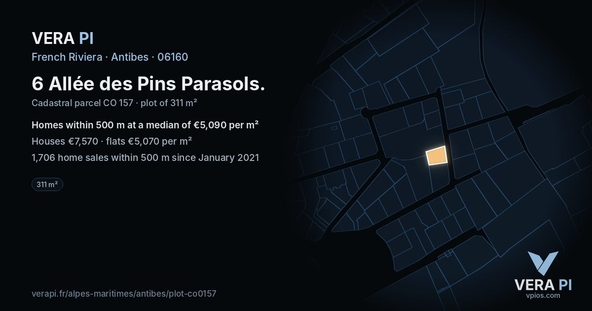 6 Allée des Pins Parasols, Antibes at night – the plot lit, the parcels around coloured by the prices near them
