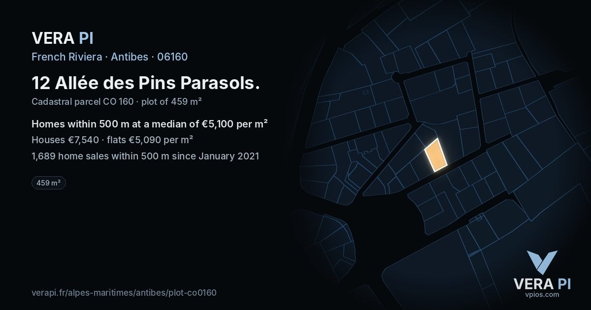 12 Allée des Pins Parasols, Antibes at night – the plot lit, the parcels around coloured by the prices near them