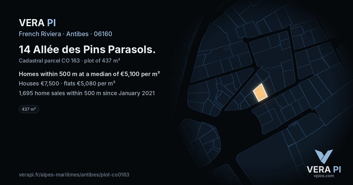 14 Allée des Pins Parasols, Antibes at night – the plot lit, the parcels around coloured by the prices near them