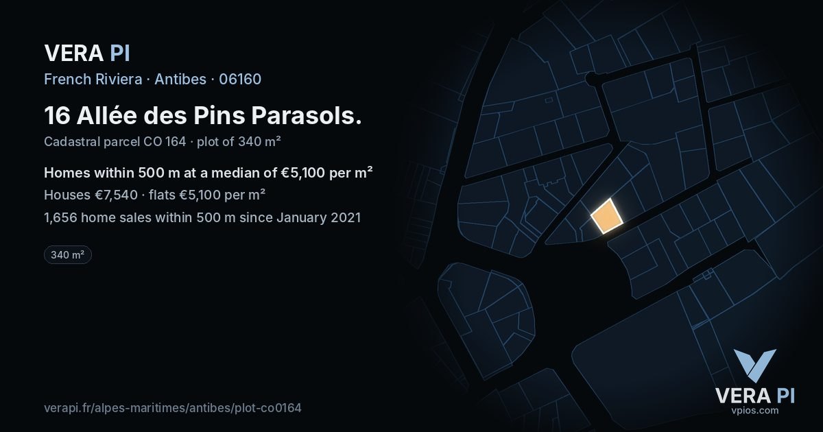 16 Allée des Pins Parasols, Antibes at night – the plot lit, the parcels around coloured by the prices near them