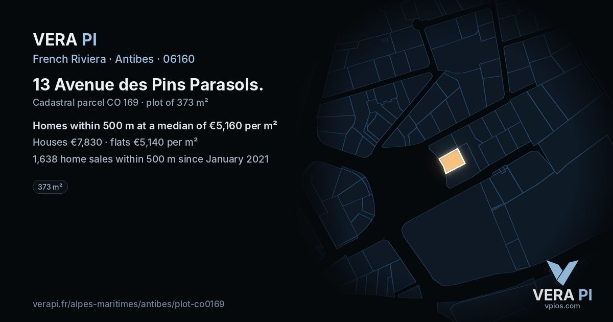 13 Avenue des Pins Parasols, Antibes at night – the plot lit, the parcels around coloured by the prices near them