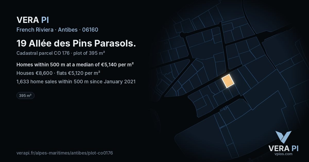 19 Allée des Pins Parasols, Antibes at night – the plot lit, the parcels around coloured by the prices near them