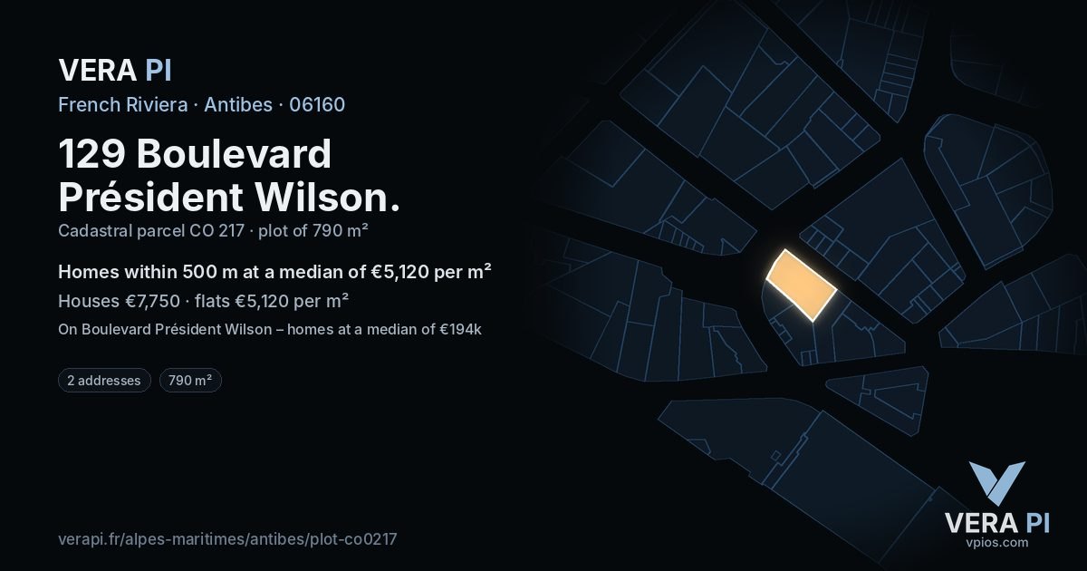 129 Boulevard Président Wilson, Antibes at night – the plot lit, the parcels around coloured by the prices near them