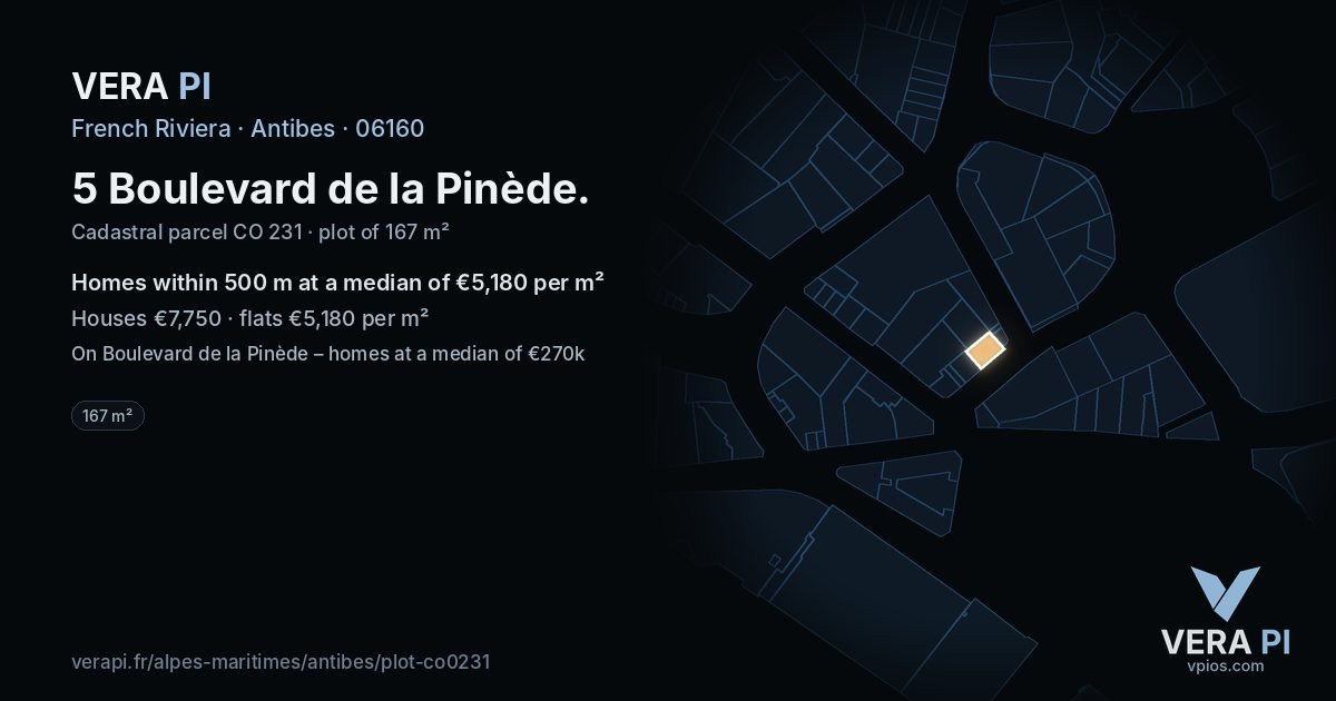 5 Boulevard de la Pinède, Antibes at night – the plot lit, the parcels around coloured by the prices near them