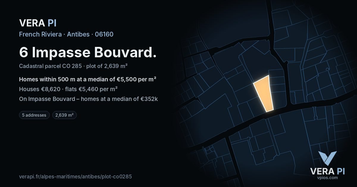 6 Impasse Bouvard, Antibes at night – the plot lit, the parcels around coloured by the prices near them